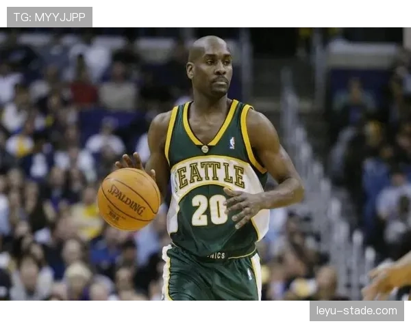 技术犯规详细解读，全面了解NBA和FIBA的判罚标准
